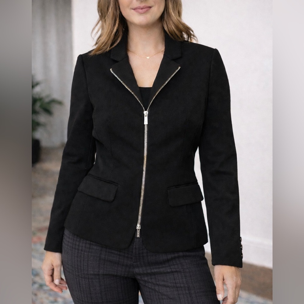 T Tahari NWT Tailored Black Blazer  – $178 Retail